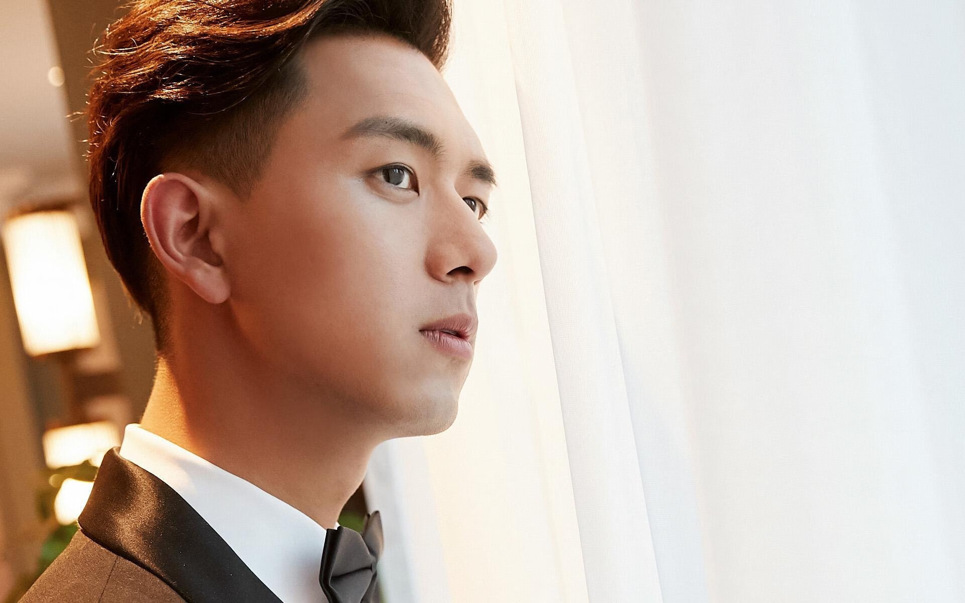 _猛龙队防守严密，成功遏制对手攻势_，猛龙队伍